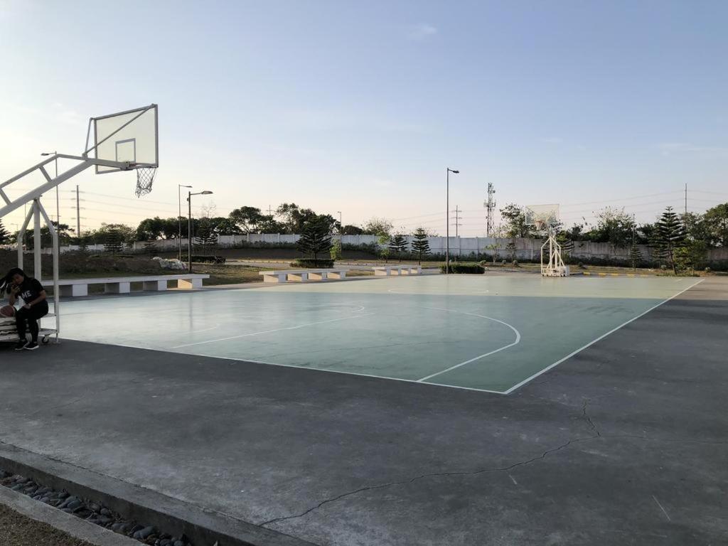 تاجيتاي Smdc Tagaytay Taal Lake Condo Cook Netflix No Balcony No Free Parking المظهر الخارجي الصورة