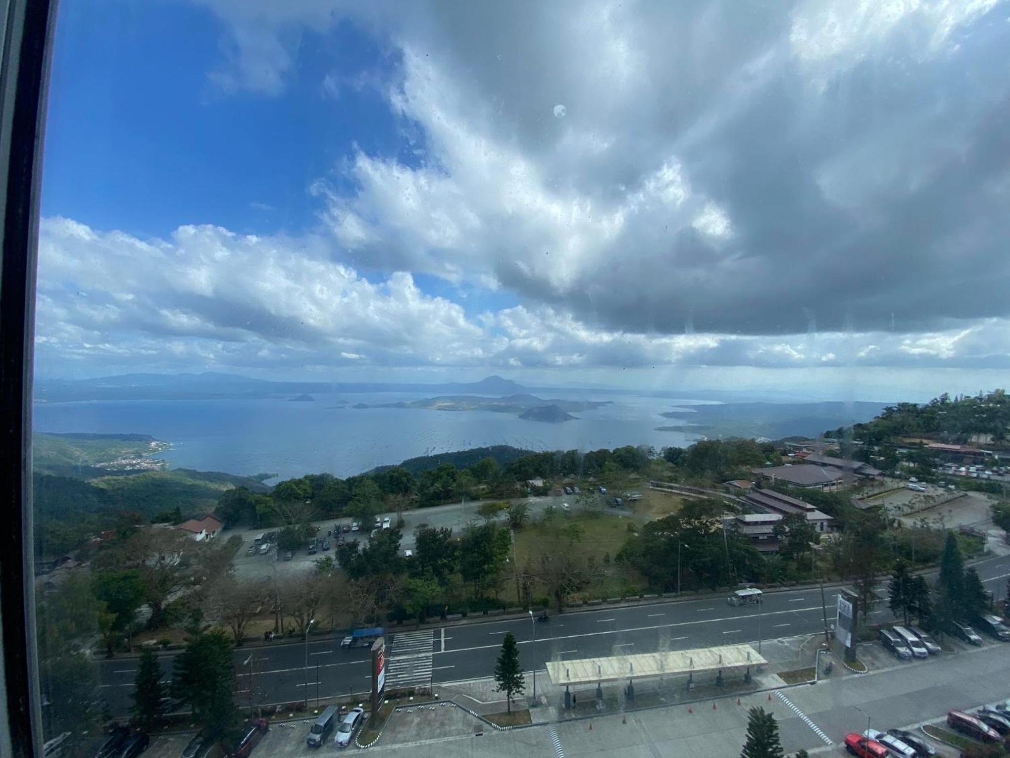 تاجيتاي Smdc Tagaytay Taal Lake Condo Cook Netflix No Balcony No Free Parking المظهر الخارجي الصورة